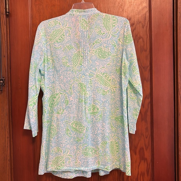 Lightweight Lilly Pulitzer top/tunic - Picture 9 of 9